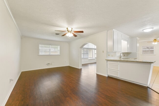 Building Photo - 10515 Eddystone Dr