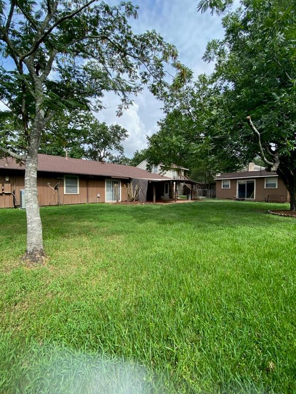 Building Photo - 12710 Shady Knoll Ln