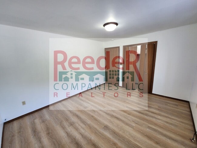 Building Photo - 7344 Hohman Ave