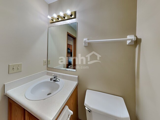 Building Photo - 216 John Reese Pky