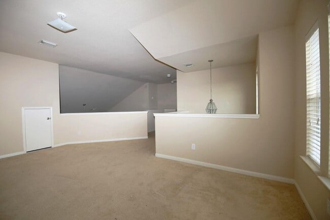 Building Photo - 25215 Calico Woods Ln