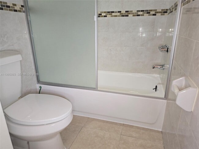 Building Photo - 1723 Thomas St