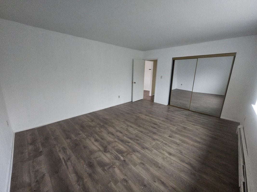 Building Photo - 4 Fortune Rd W