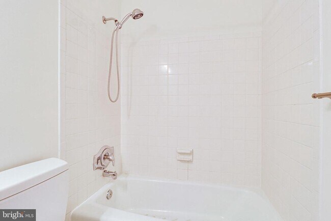 Building Photo - 4809 Tabard Pl