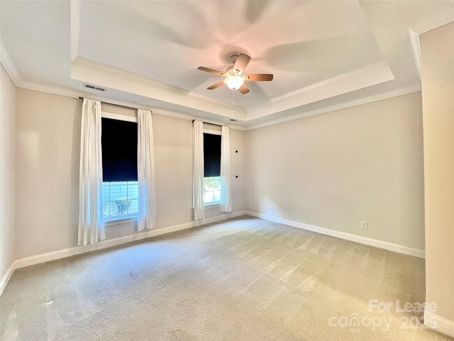 Building Photo - 1205 Gainsborough Dr