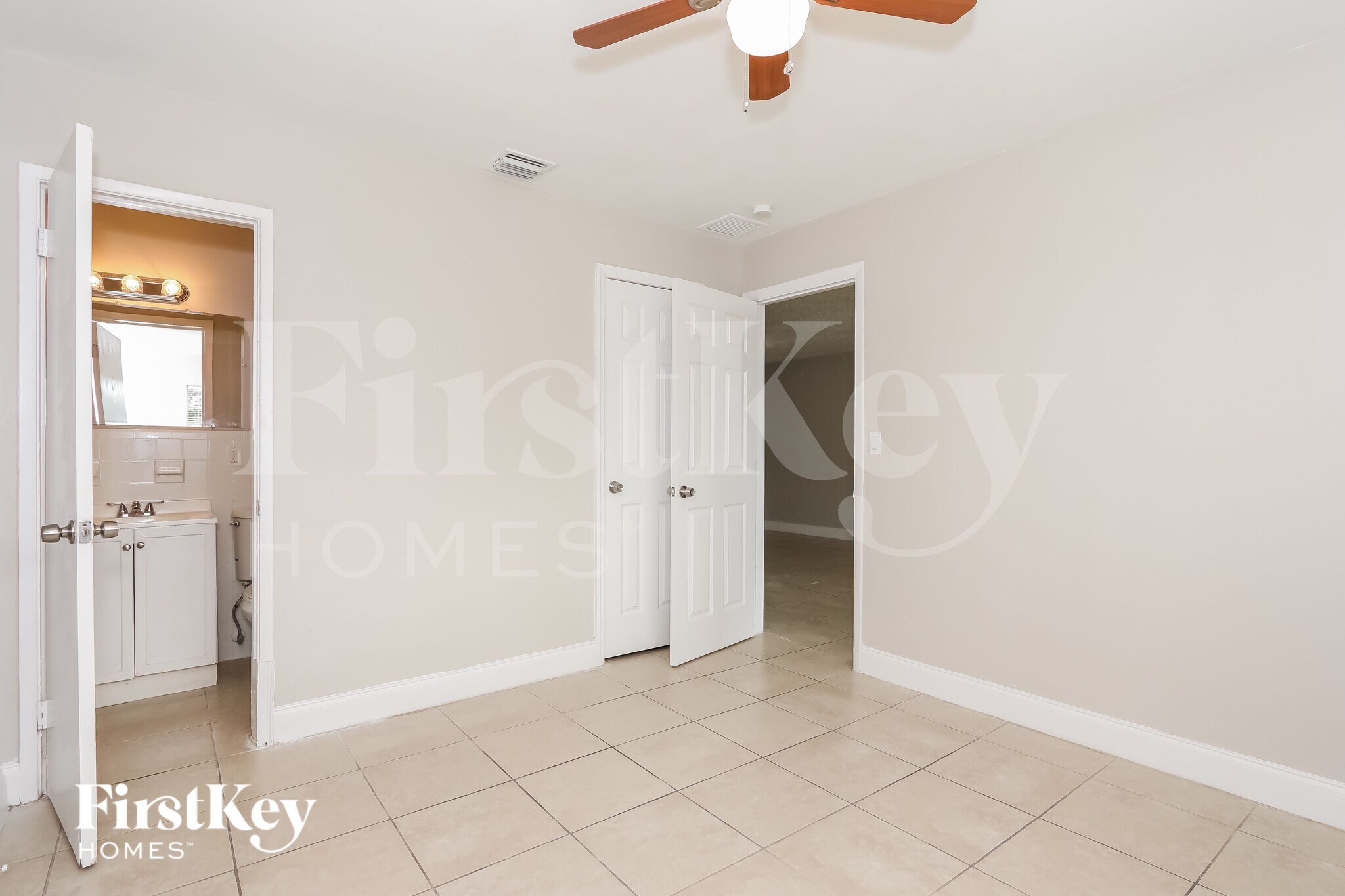 Building Photo - 6331 Southgate Blvd