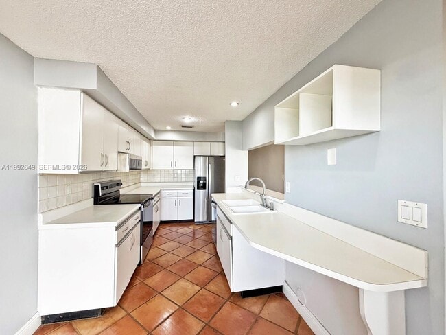 Building Photo - 7522 SW 109th Pl