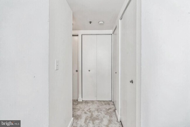 Building Photo - 7500 Woodmont Ave