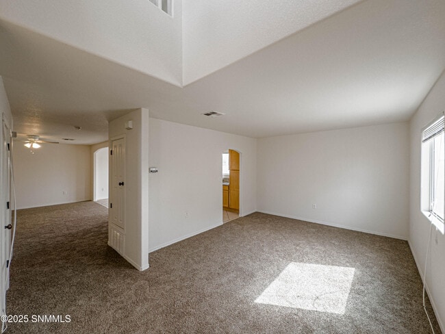 Building Photo - 3742 Piedras Negras Dr