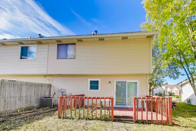 Building Photo - 1018 Pheasant Run Ln