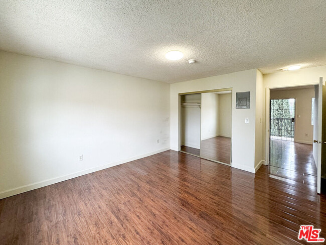 Building Photo - 4439 Price St