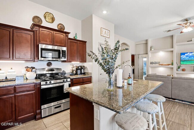 Building Photo - 14553 Hunters Grove Ave