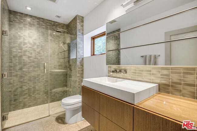 Building Photo - 1929 N Curson Ave