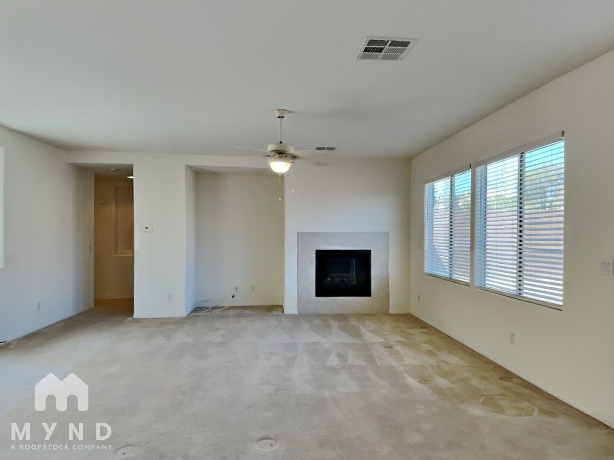 Building Photo - 9456 Bluff Ledge Ave