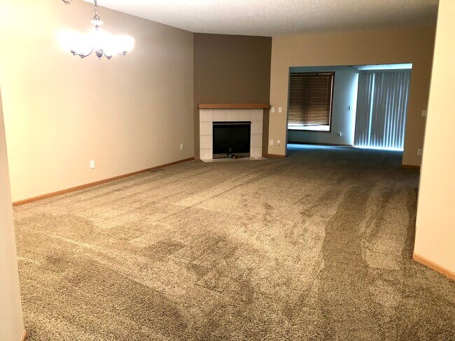 Building Photo - 20534 Cypress Dr