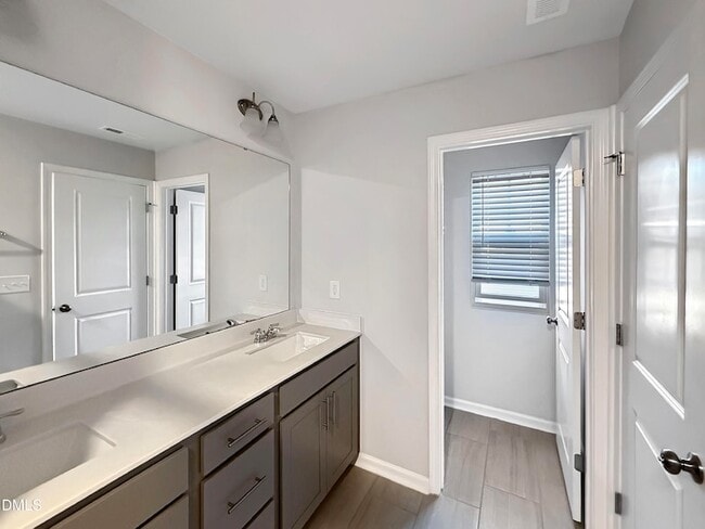 Building Photo - 1753 Aspen River Ln