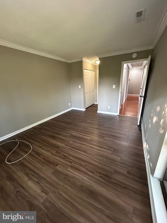 Building Photo - 6085 Majors Ln