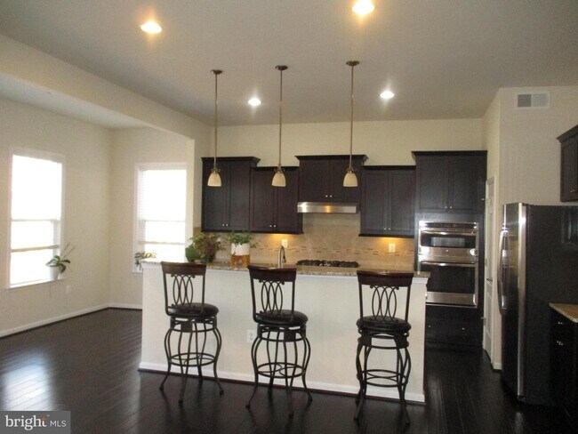 Building Photo - 7303A Hayfield Rd