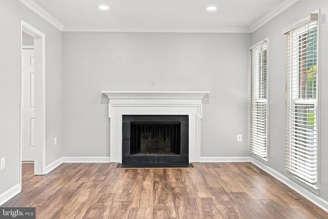 Building Photo - 11414 Bronzedale Dr