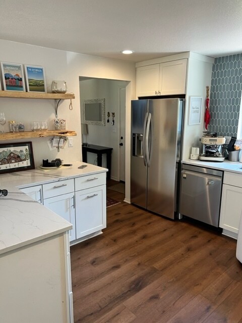 brand new kitchen - 20736 Will Scarlet Ln