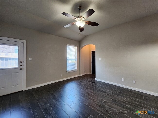 Building Photo - 1143 Creekside Orchard