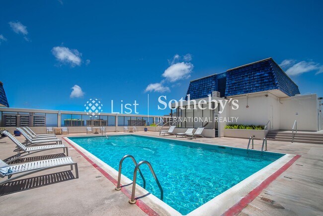 Building Photo - Villa on Eaton Square #1410 | Honolulu, HI