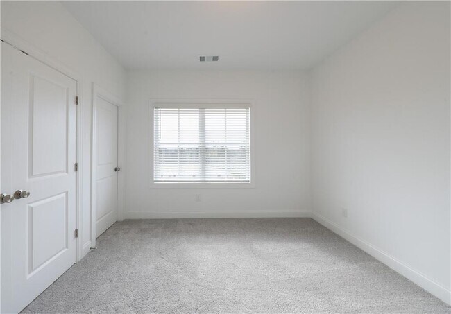Building Photo - 4535 Sims Park Pl.