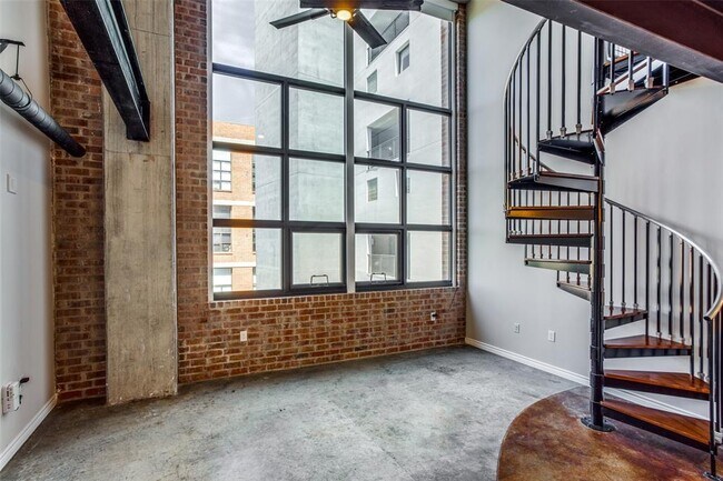 Building Photo - 3110 Thomas Ave
