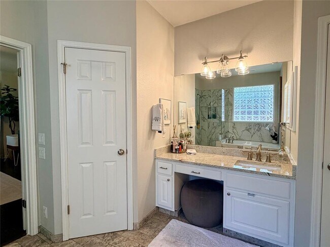 Building Photo - 11508 Emerald Falls Dr