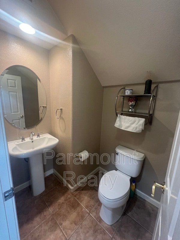 Building Photo - 5608 N Dublin Ranch Dr