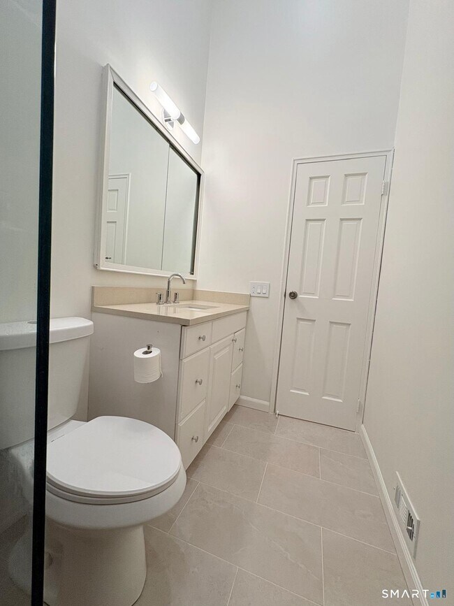 Building Photo - 9 Cook Close