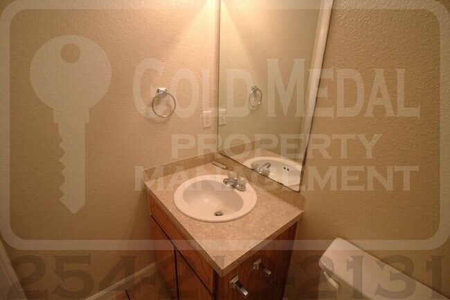 Building Photo - Pilgram Place Perfection – Your Next New Home!