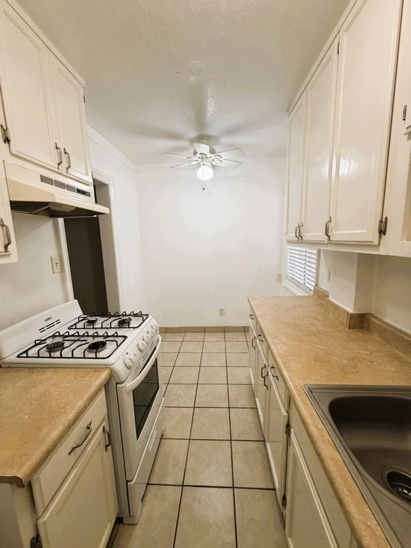 Building Photo - 5007 E Ocean Blvd