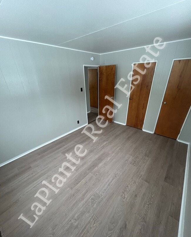 Building Photo - Freshly Updated 3-Bedroom Home Near UT