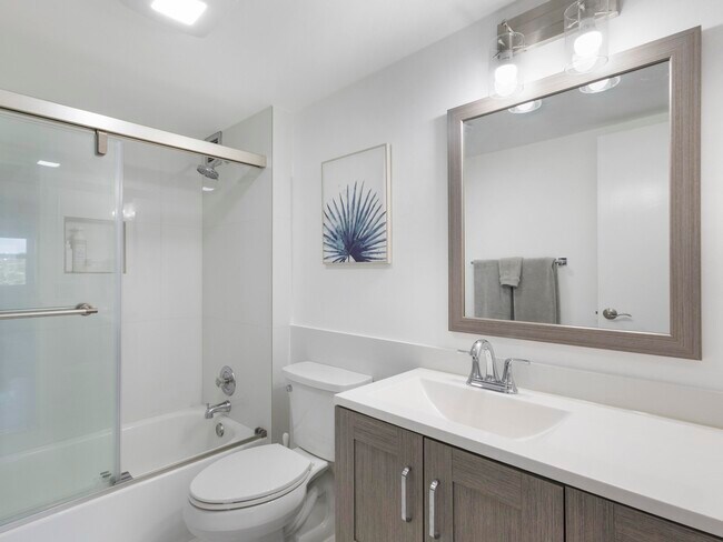 Building Photo - 111 N Pompano Beach Blvd
