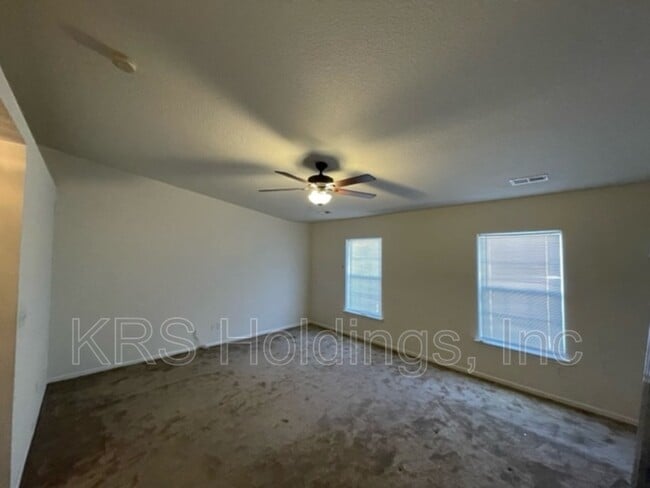 Building Photo - 1014 Teton Cir