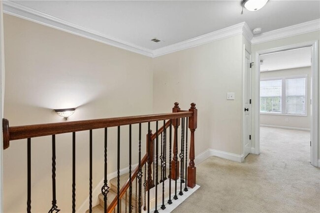 Building Photo - 13284 Warrensville Cove