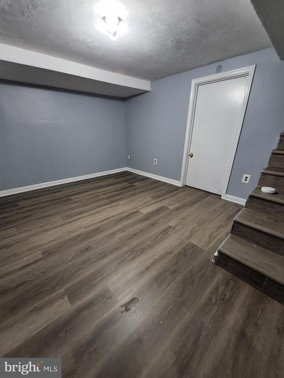 Building Photo - 13723 Dumfries Rd