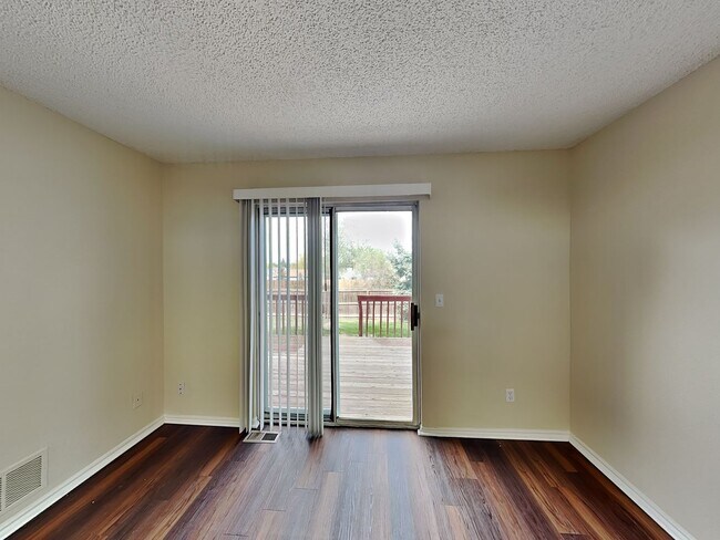 Building Photo - 3026 46th Ave