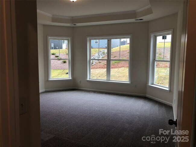 Building Photo - 1024 Argentium Way