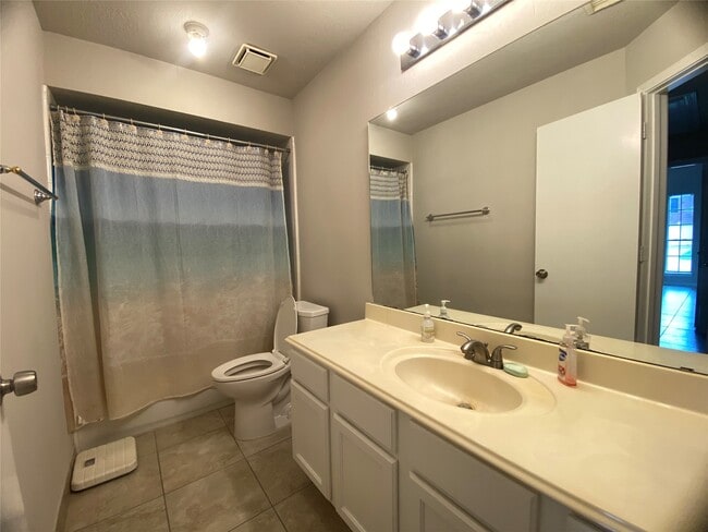 Building Photo - 15922 Williwaw Dr