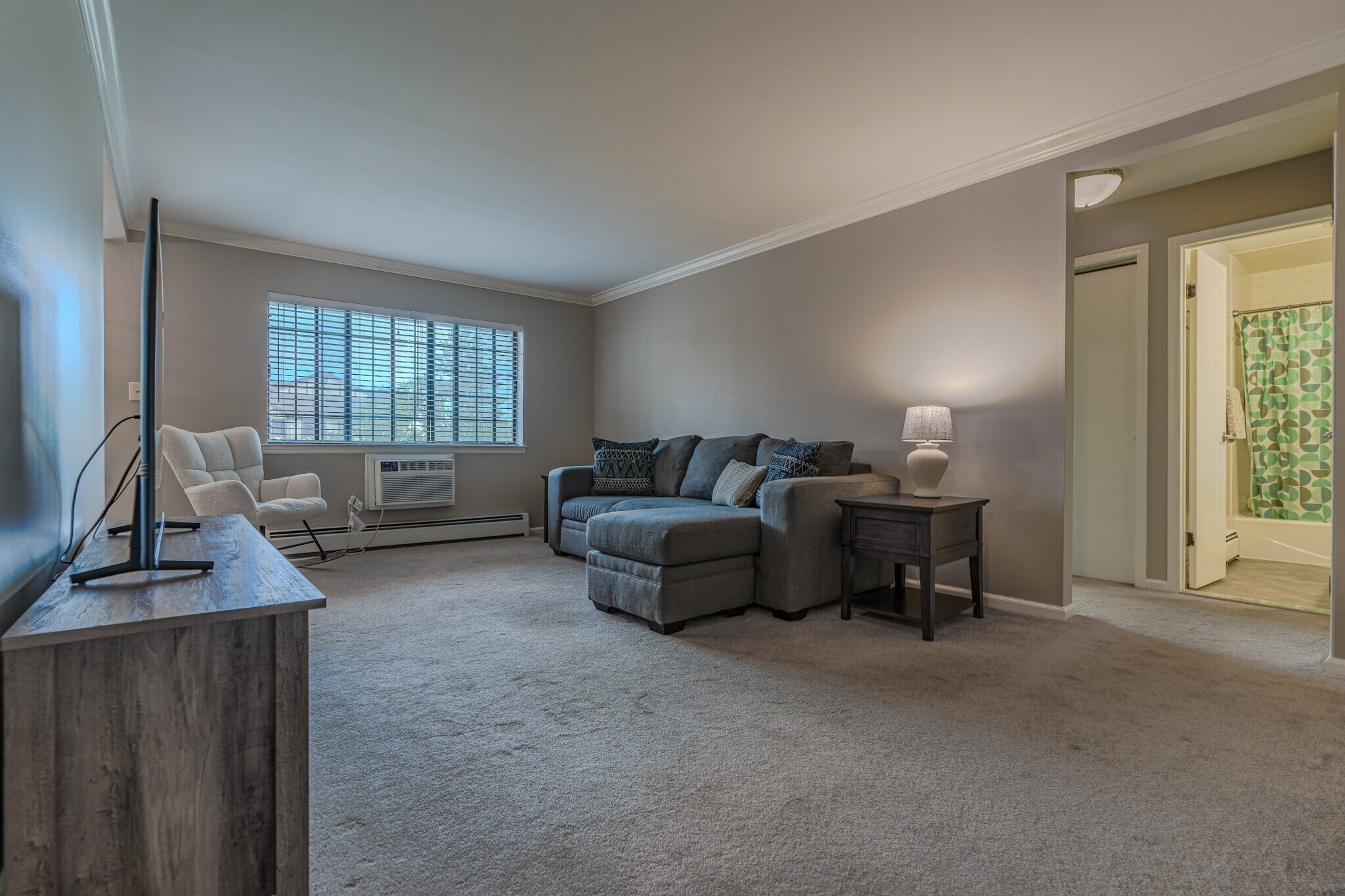 Building Photo - 19E Kensington Rd