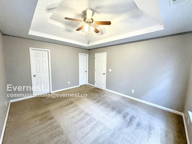 Building Photo - 6300 Crooked Creek Dr.