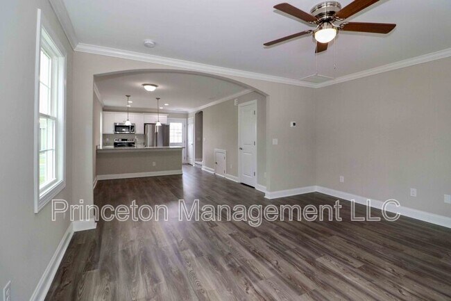 Building Photo - 3967 Newhall Dr NW