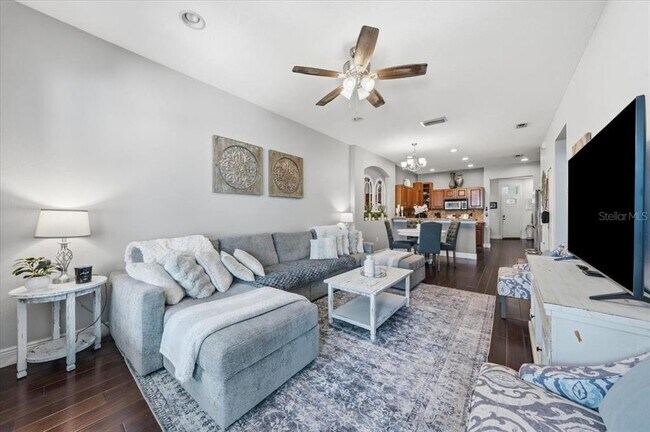 Building Photo - 9606 Royce Dr