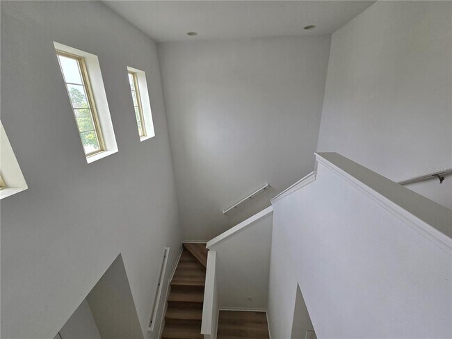 Building Photo - 11839 Cross Vine Dr