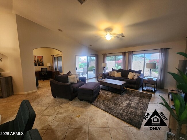 Building Photo - 14750 W Avalon Dr