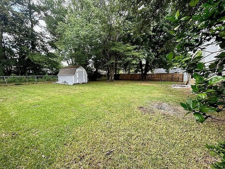 Building Photo - 2117 Chancellory Ln