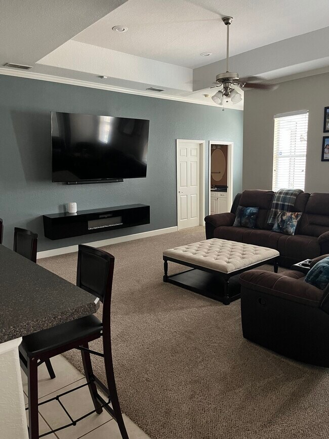 Building Photo - 1895 Orangewood Ct