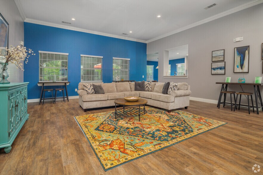 Tigoni Villas 1527 W Sunshine Dr San Antonio TX 78228 Apartment Finder